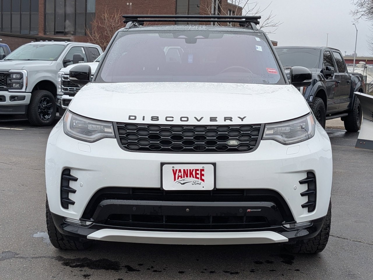 Used 2023 Land Rover Discovery S R-Dynamic AWD/4WD image 9