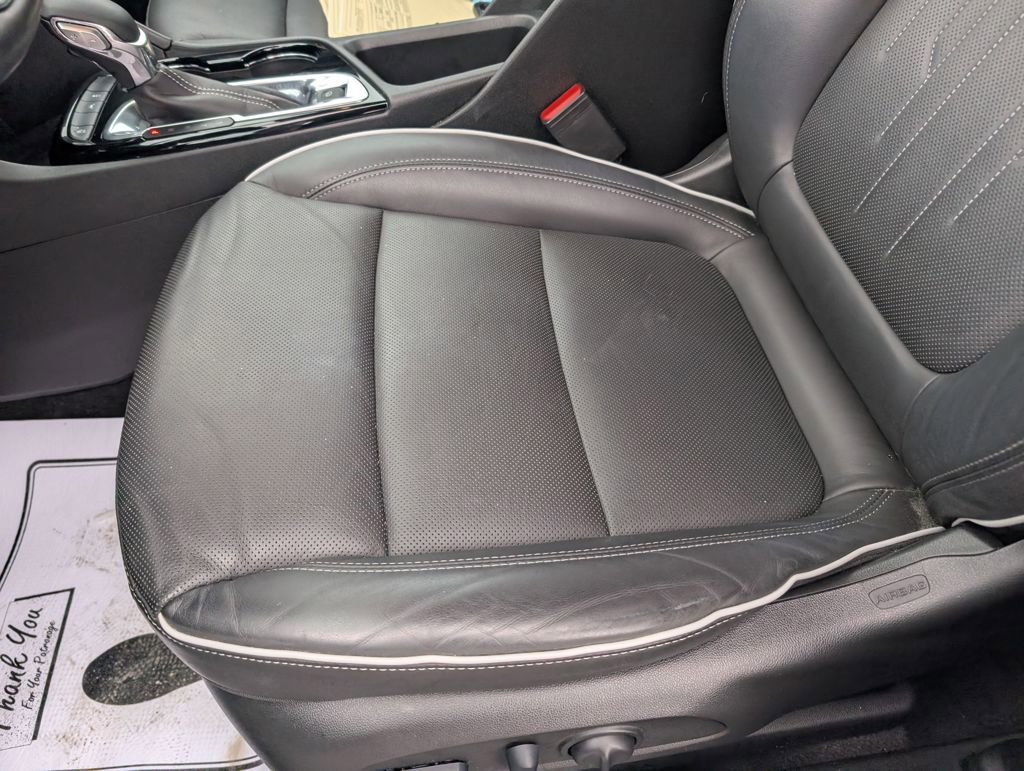 Used 2024 Buick Encore GX Avenir w/ Avenir Convenience Package image 23