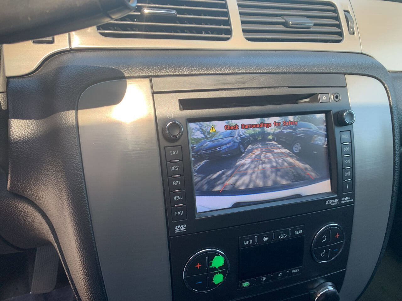 Used 2013 Chevrolet Tahoe LT image 18