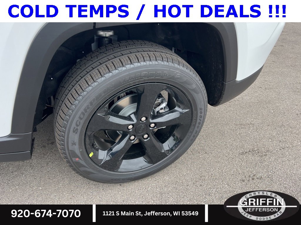 New 2025 Jeep Grand Cherokee Limited w/ Luxury Tech Group II image 17