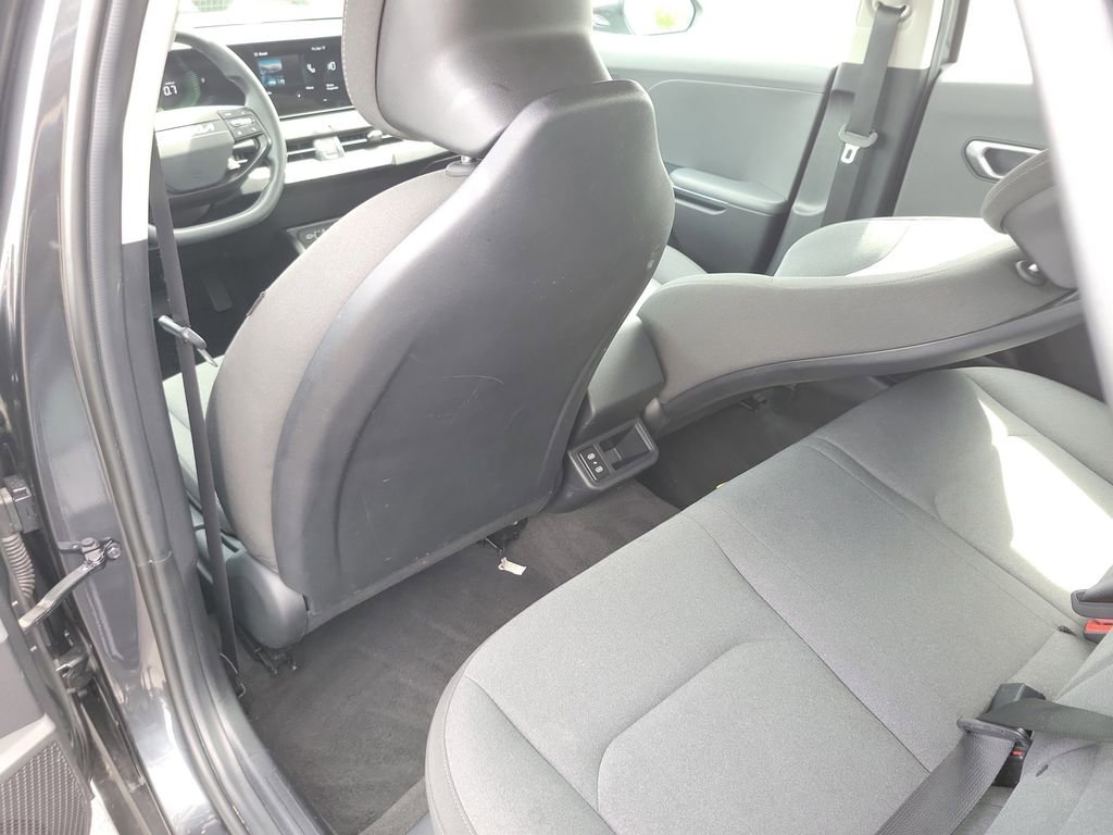 Used 2025 Kia K4 FWD image 15