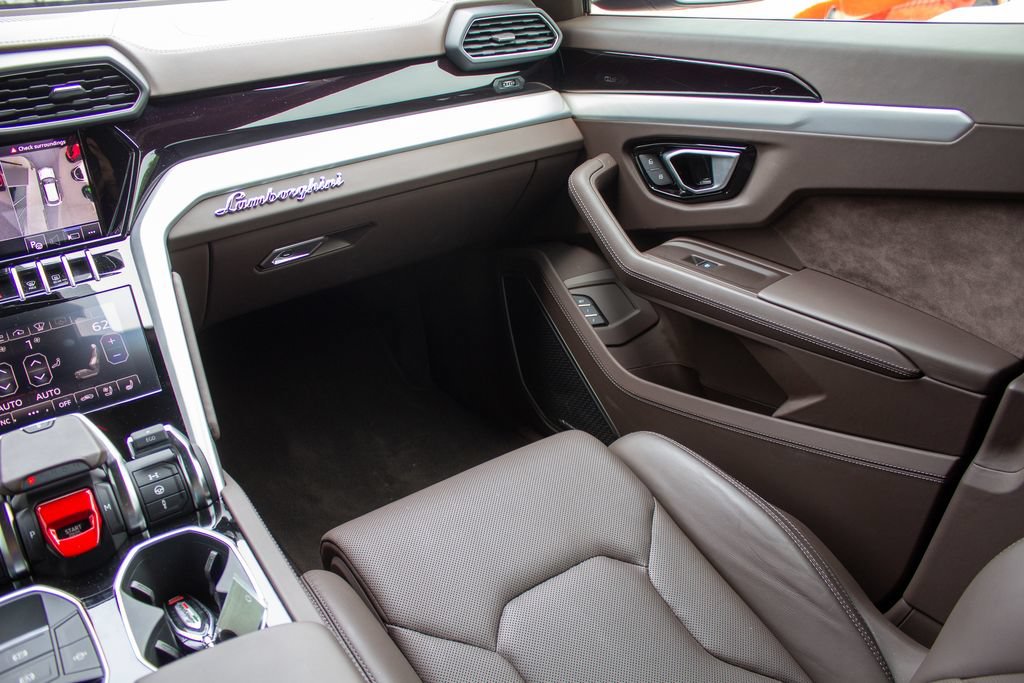 Used 2023 Lamborghini Urus S AWD/4WD image 18