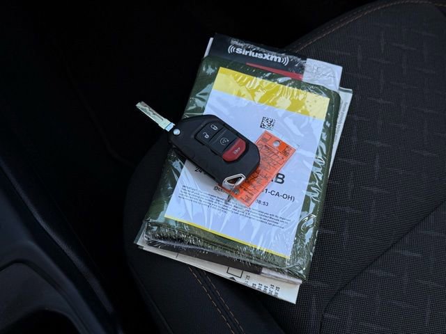 Used 2024 Jeep Gladiator Mojave w/ Convenience Group image 5