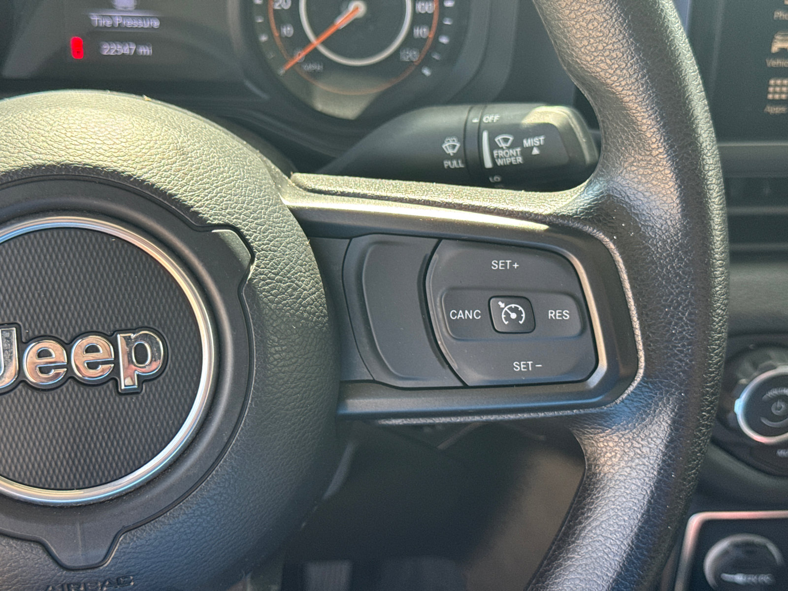 Used 2024 Jeep Gladiator Sport image 23