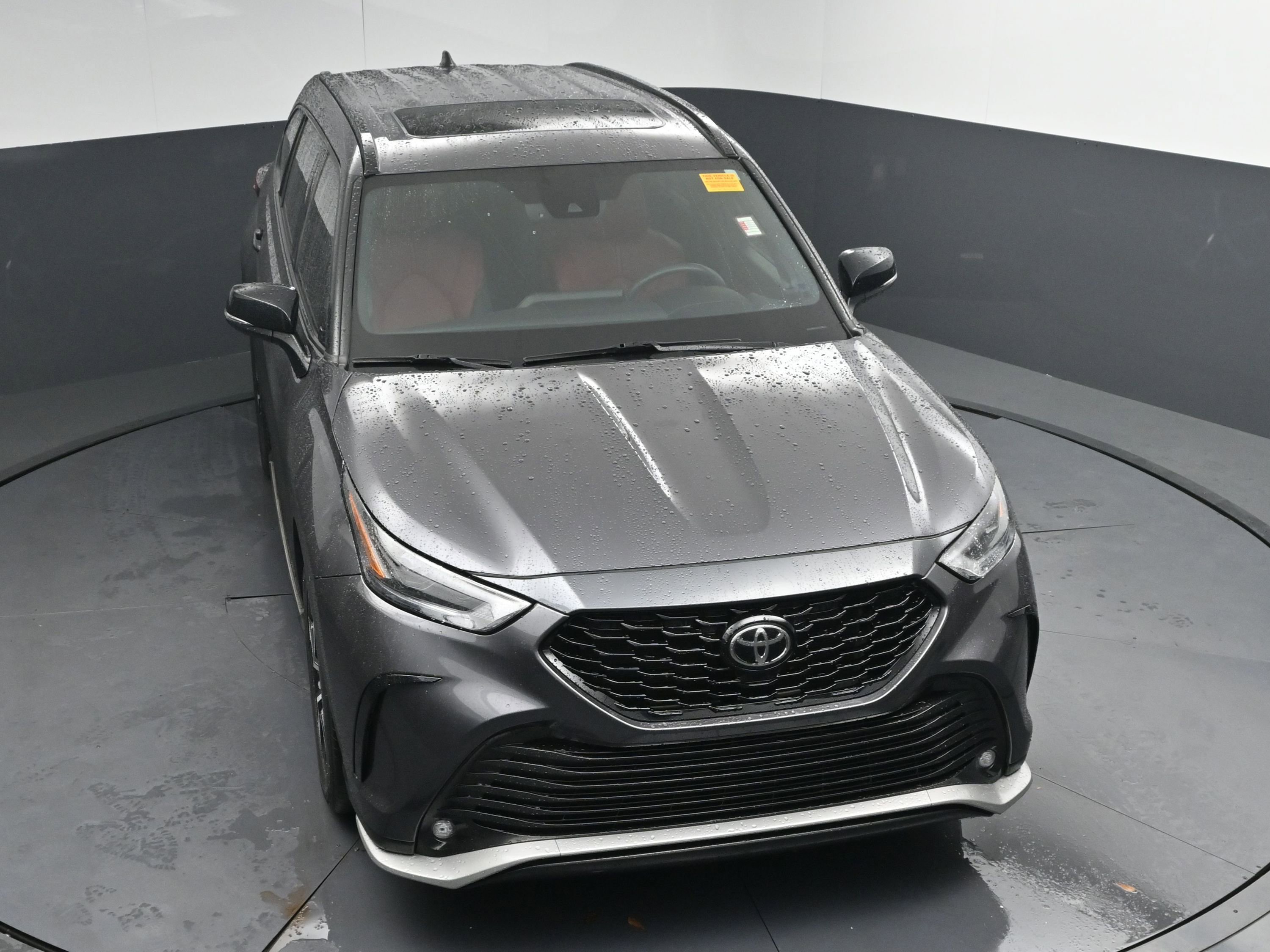 Certified 2021 Toyota Highlander XSE image 33