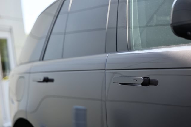New 2026 Land Rover Range Rover SE AWD/4WD image 12