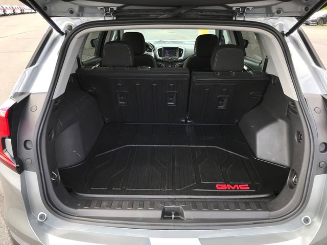 Used 2023 GMC Terrain SLE w/ Driver Convenience Package FWD image 21