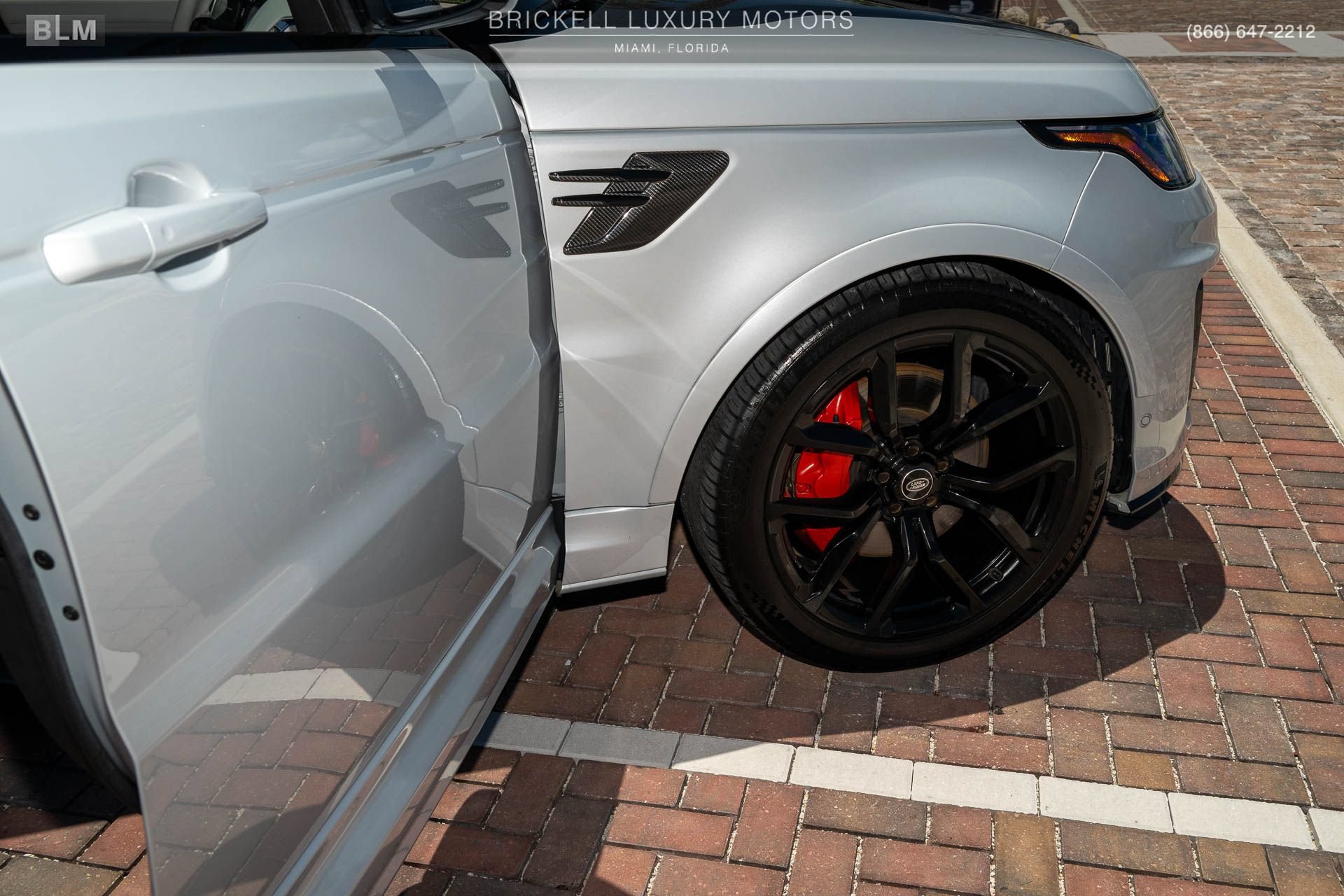 Used 2022 Land Rover Range Rover Sport SVR Carbon Edition AWD/4WD image 64