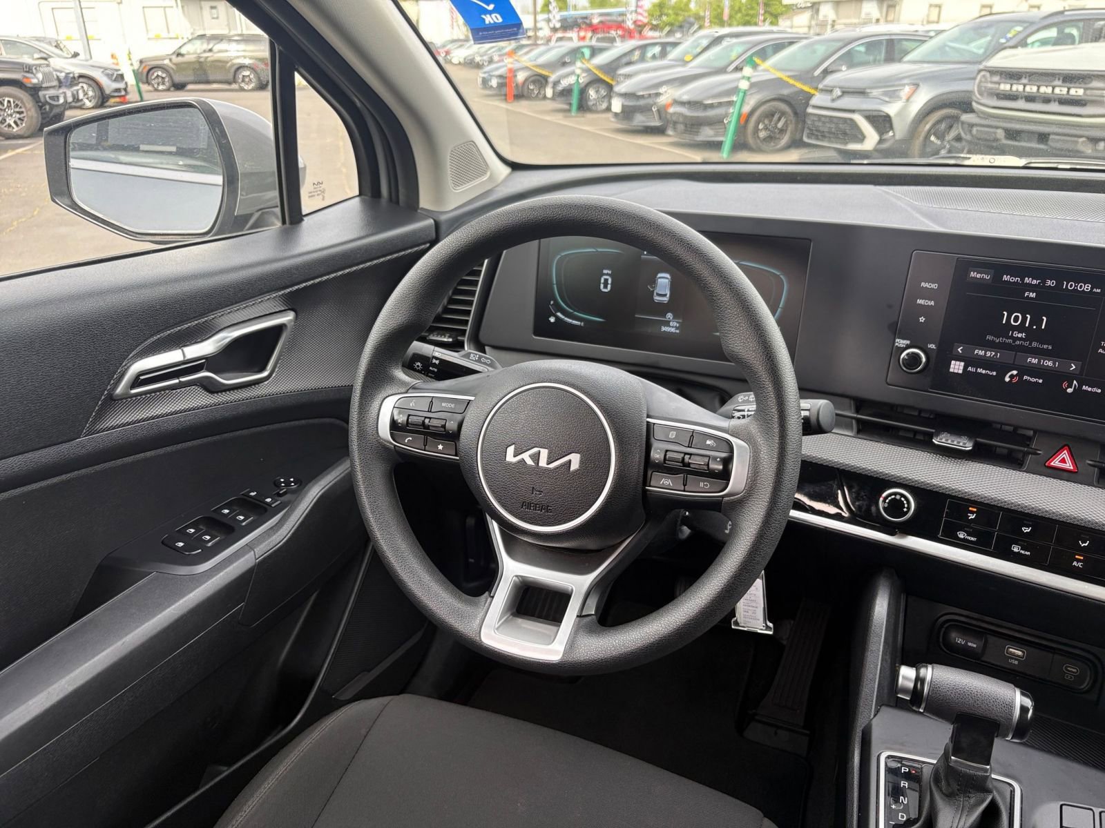 Used 2025 Kia Sportage LX image 33