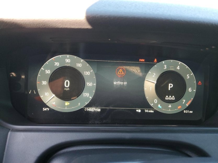 Used 2025 Land Rover Range Rover Velar Dynamic SE image 8