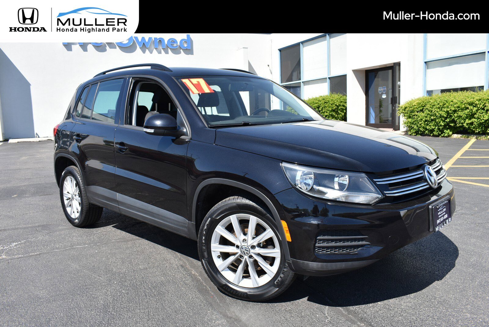 Used 2017 Volkswagen Tiguan Limited w/ Premium Package