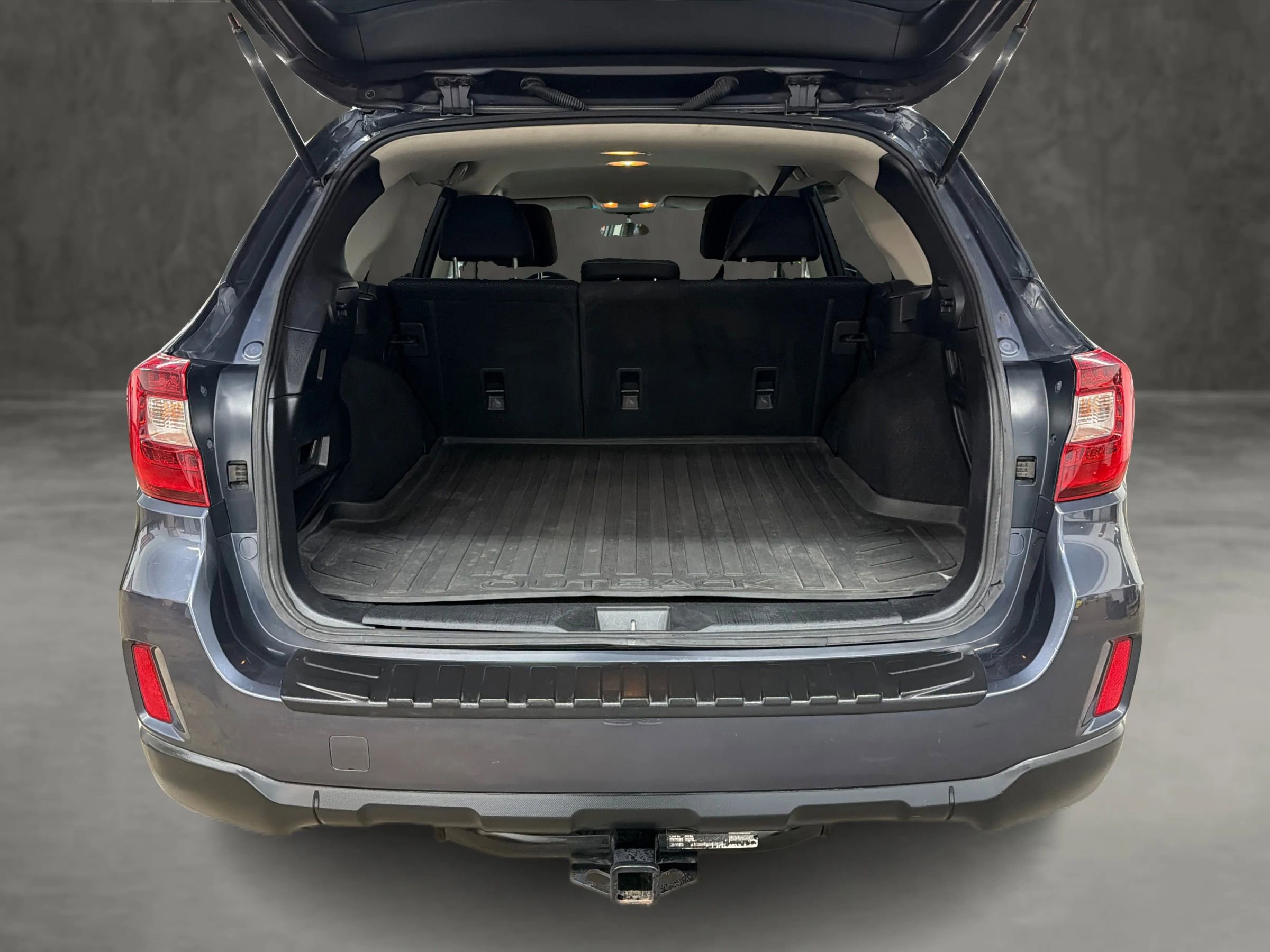 Used 2017 Subaru Outback 2.5i Premium AWD/4WD image 13