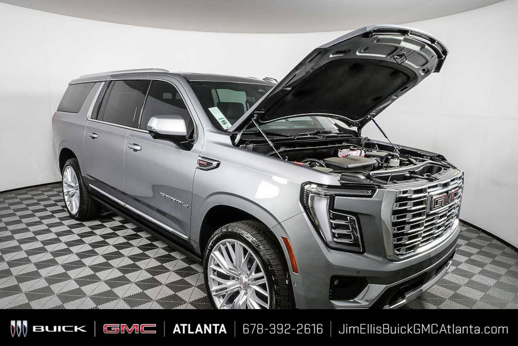 New 2026 GMC Yukon XL Denali w/ Denali Reserve Package AWD/4WD image 39