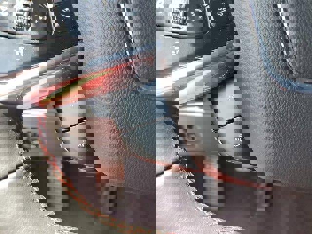 Used 2024 Chevrolet Corvette Stingray Coupe w/ 1LT RWD image 23