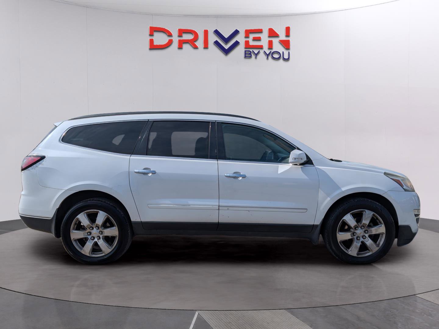 Used 2017 Chevrolet Traverse Premier image 6