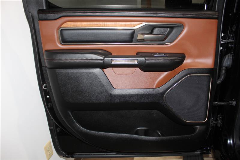 Used 2021 RAM 1500 Limited AWD/4WD image 35