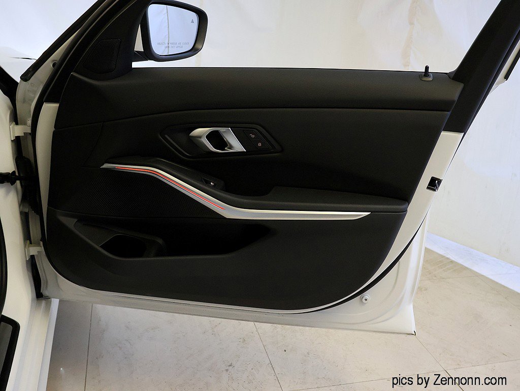 Certified 2025 BMW 330i xDrive Sedan image 34