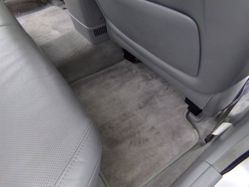 Used 2005 Lexus ES 330 Sedan image 35