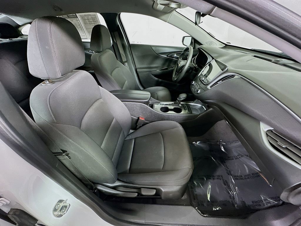 Used 2024 Chevrolet Malibu LT image 12
