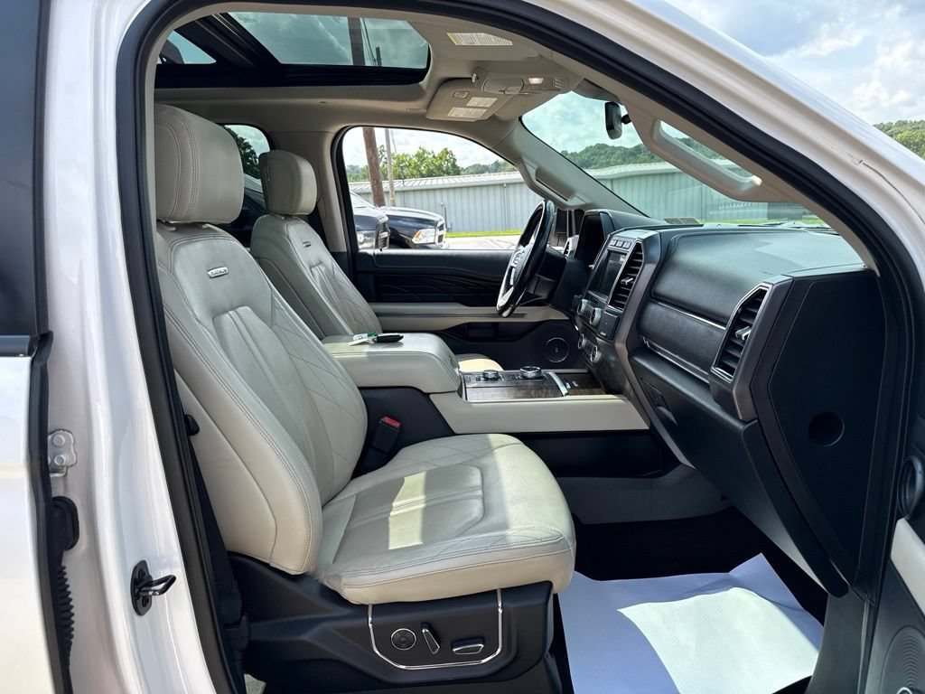 Used 2018 Ford Expedition Max Platinum AWD/4WD image 50