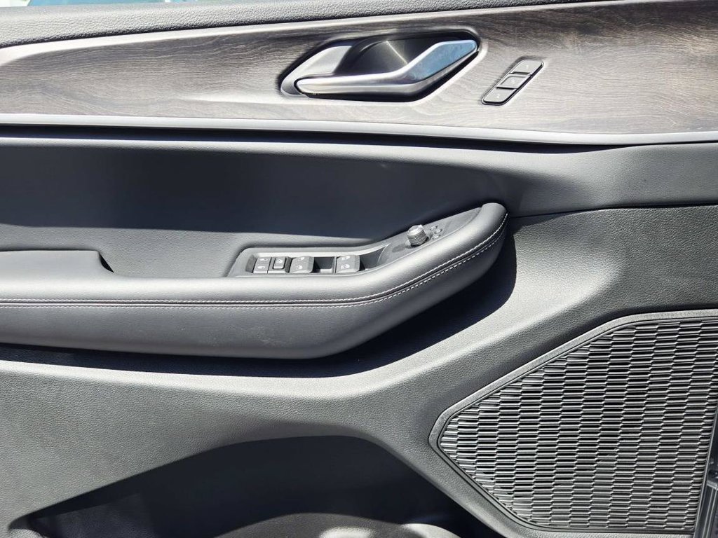 New 2025 Jeep Grand Cherokee L Limited AWD/4WD image 32