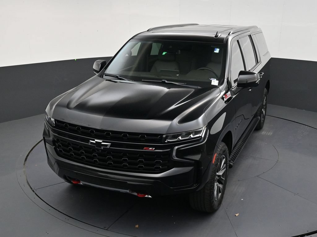 Used 2023 Chevrolet Suburban Z71 w/ Luxury Package AWD/4WD image 19