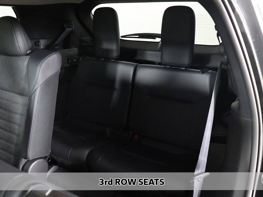 New 2025 Mitsubishi Outlander SE image 10