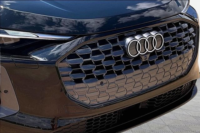 Used 2025 Audi Q5 Premium w/ Convenience Package AWD/4WD image 30