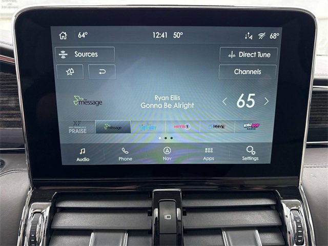 Used 2021 Lincoln Navigator Black Label w/ Cargo Convenience Package image 21