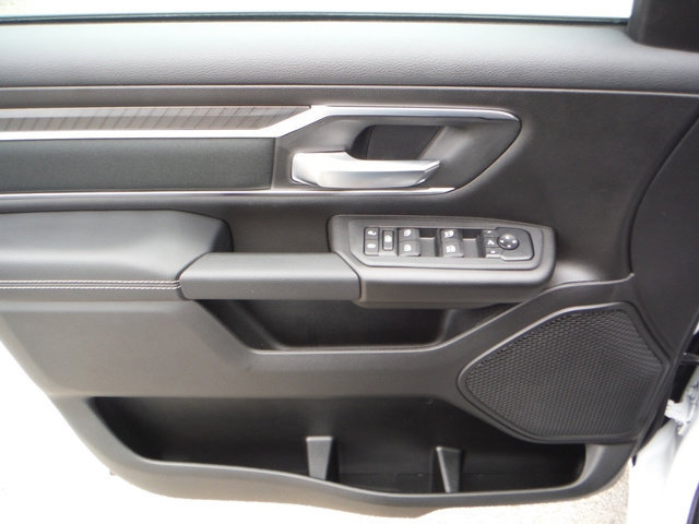 New 2027 RAM 1500 4x4 Crew Cab image 24