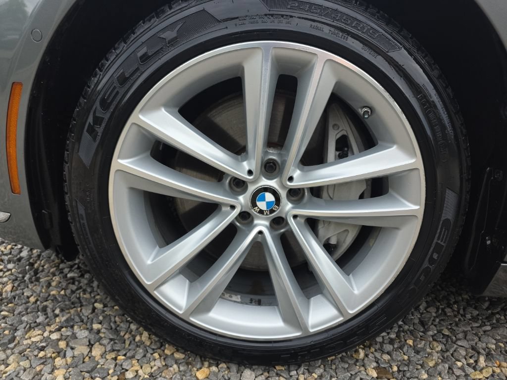 Used 2016 BMW 750i xDrive AWD/4WD image 12