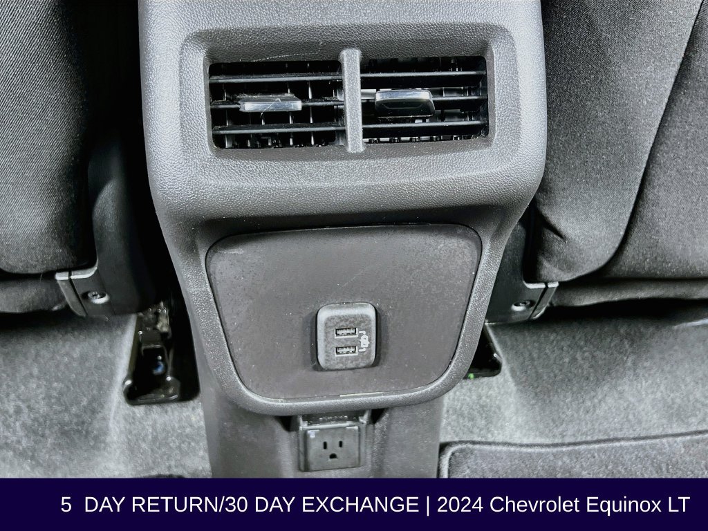 Used 2024 Chevrolet Equinox LT FWD image 29