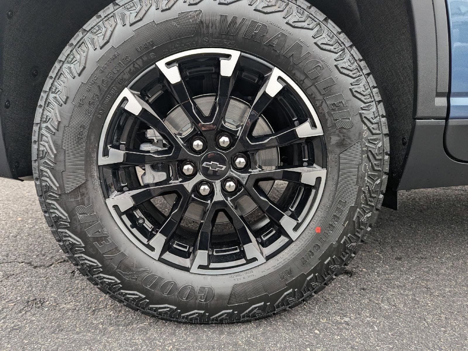 New 2026 Chevrolet Traverse Z71 w/ Enhanced Driving Package image 18