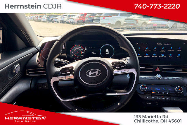 Used 2024 Hyundai Elantra SEL w/ Convenience Package FWD image 8