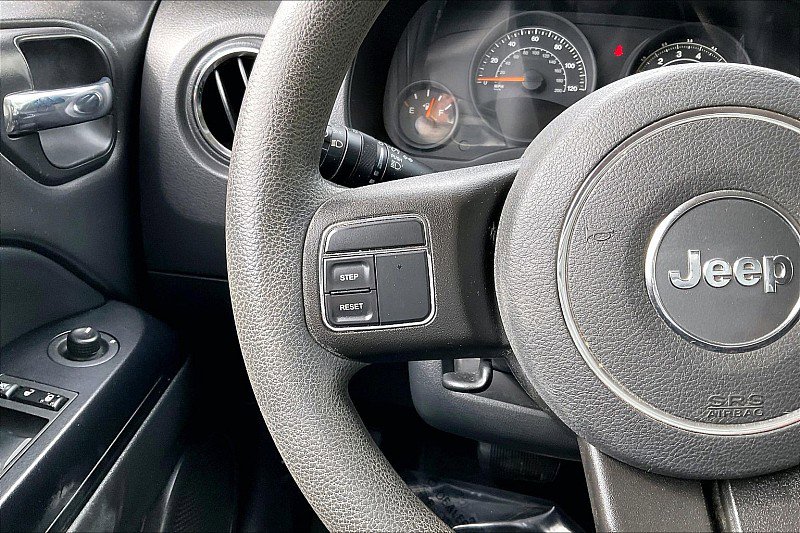 Used 2015 Jeep Compass Sport w/ Power Value Group AWD/4WD image 11