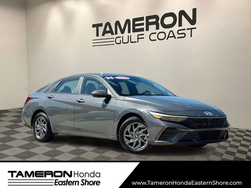 Used 2024 Hyundai Elantra SEL