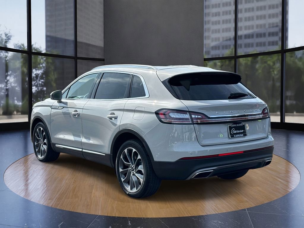 Certified 2023 Lincoln Nautilus Reserve image 4