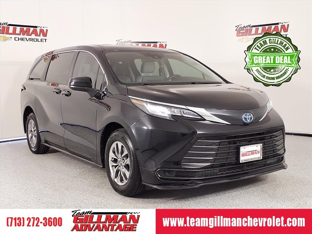 Used 2023 Toyota Sienna LE