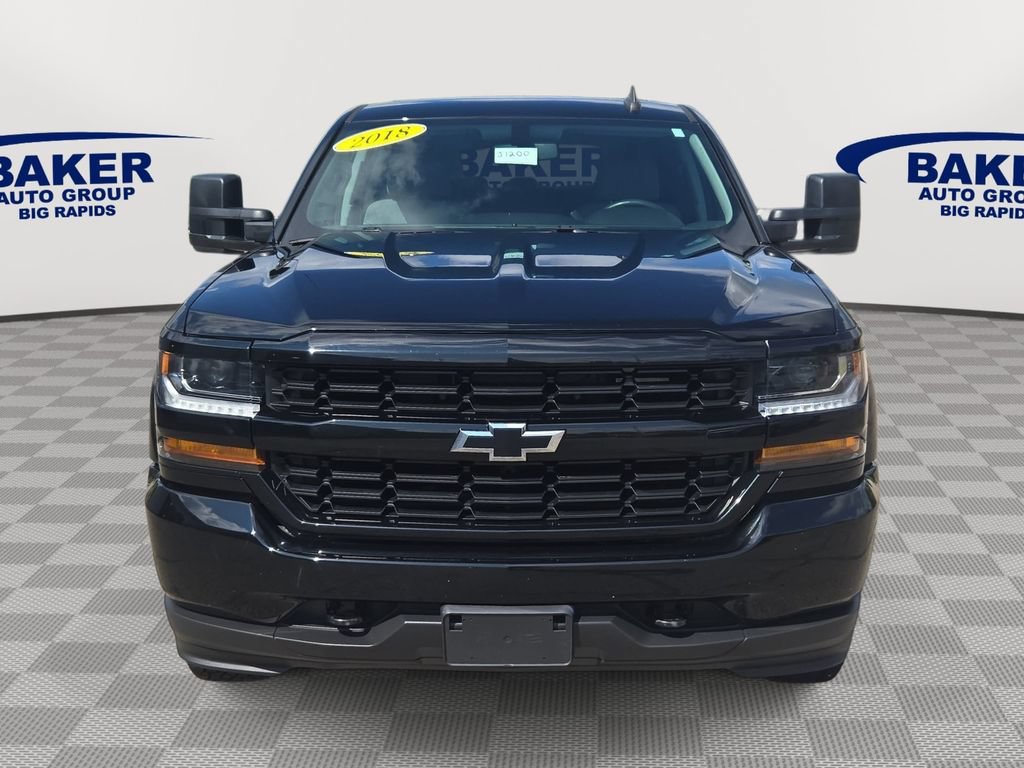 Used 2018 Chevrolet Silverado 1500 Custom w/ Custom Value Package AWD/4WD image 10