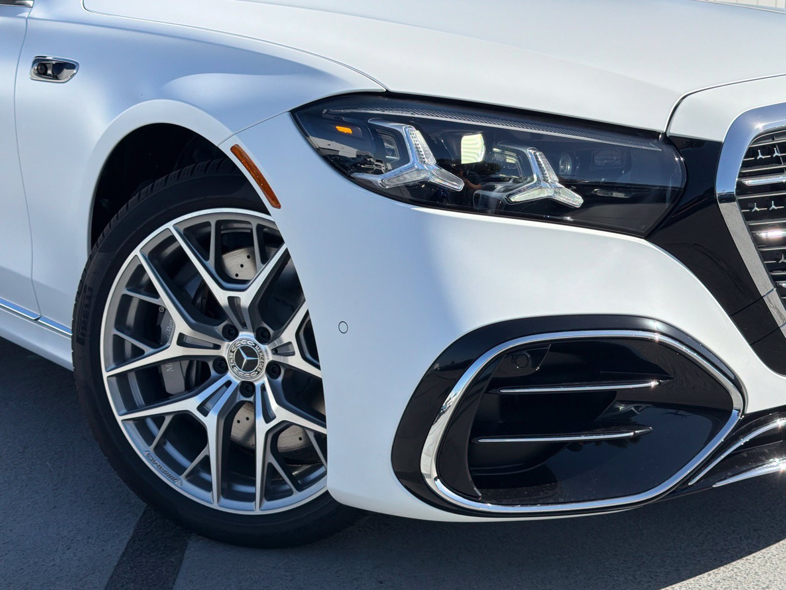 New 2027 Mercedes-Benz S 580 4MATIC Sedan image 4