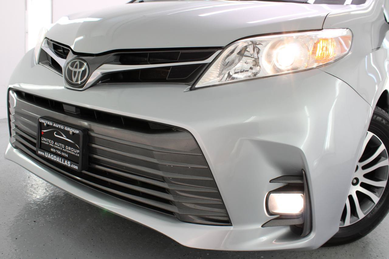 Used 2020 Toyota Sienna XLE Premium FWD image 15