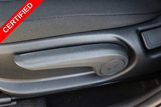 Certified 2024 Hyundai Venue SE FWD image 22