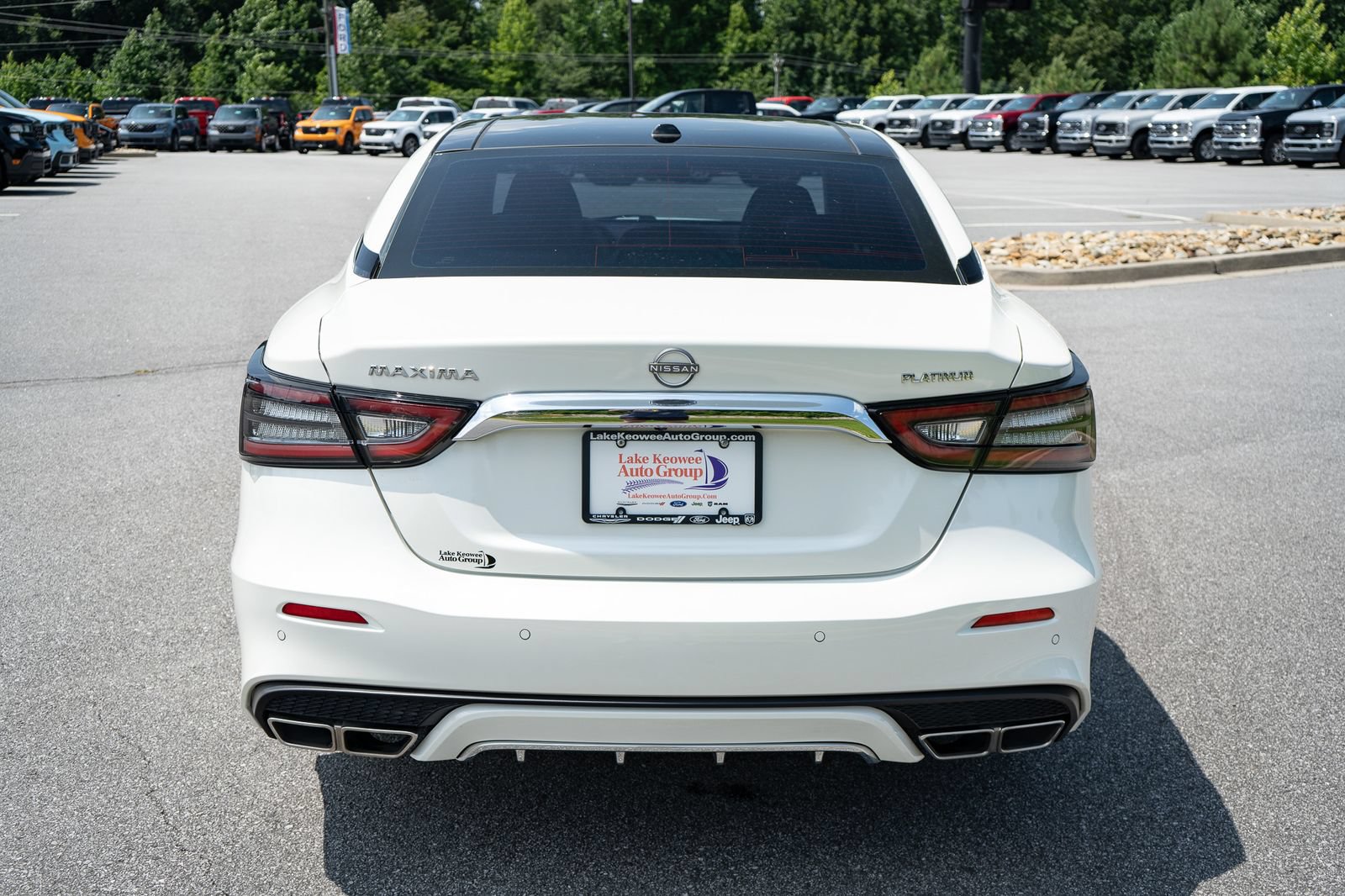 Used 2023 Nissan Maxima Platinum w/ Sport Mat Group FWD image 8