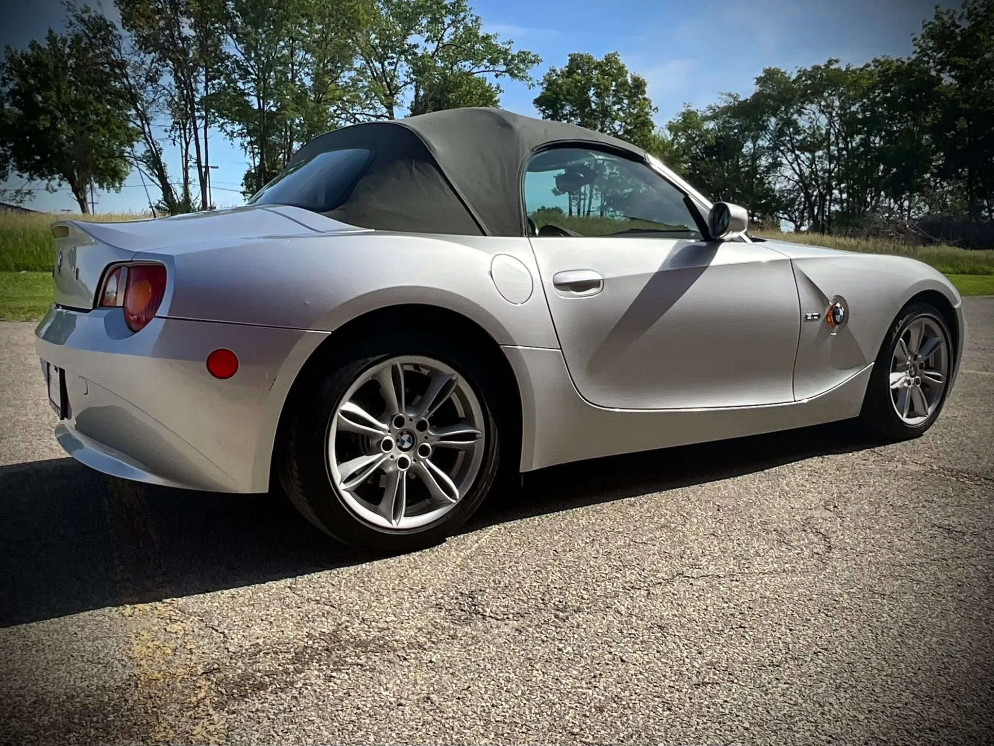 Used 2003 BMW Z4 3.0i RWD image 5