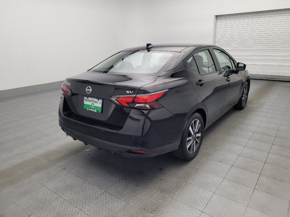 Used 2021 Nissan Versa SV image 9