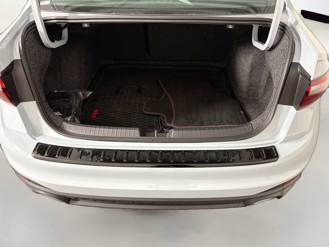 Certified 2026 Volkswagen Jetta GLI Autobahn FWD image 28