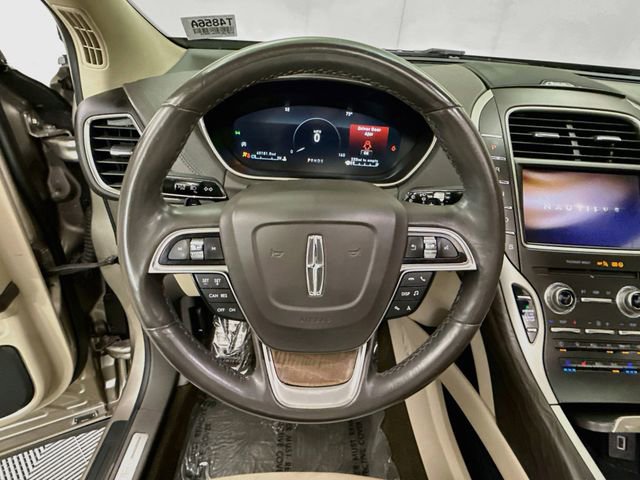 Used 2019 Lincoln Nautilus Reserve AWD/4WD image 11