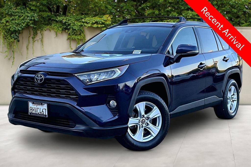 Used 2019 Toyota RAV4 XLE w/ All Weather Liner Package FWD image 3