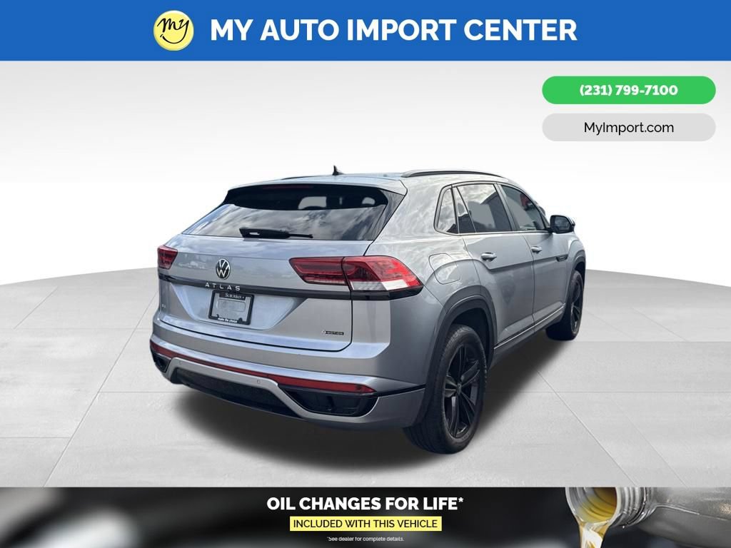 Used 2023 Volkswagen Atlas Cross Sport SEL R-Line AWD/4WD image 6