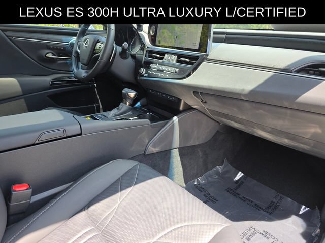 Used 2024 Lexus ES 300h Ultra Luxury w/ Accessory Package (Z1) FWD image 9